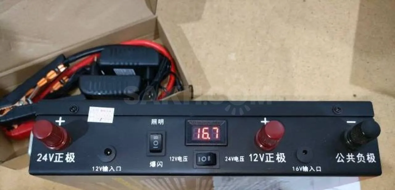 Пуско-зарядное устройство для автомобиля 12v 24v JumpStarter мАч 2000