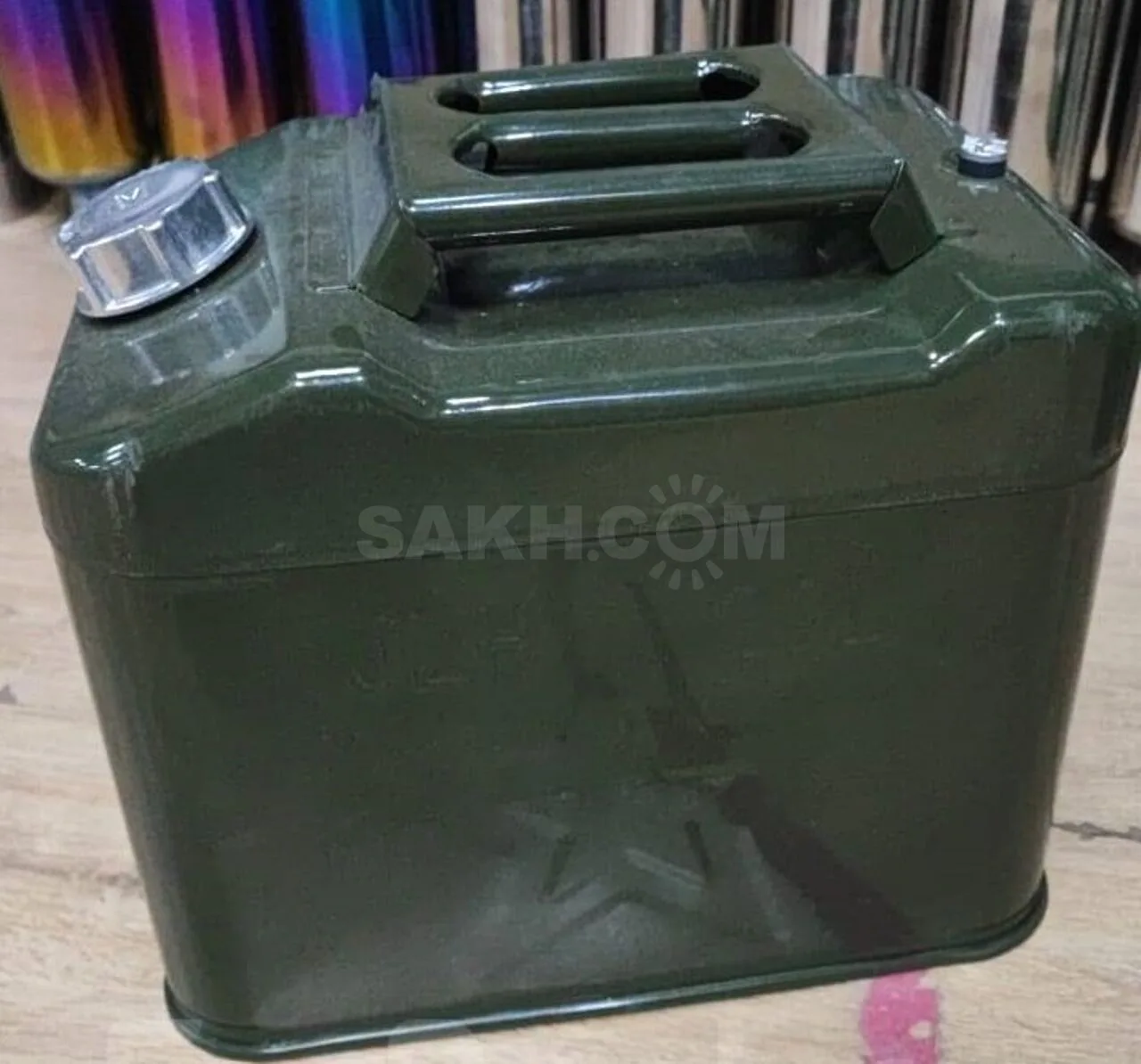 Канистра стальная 20л со шлангом