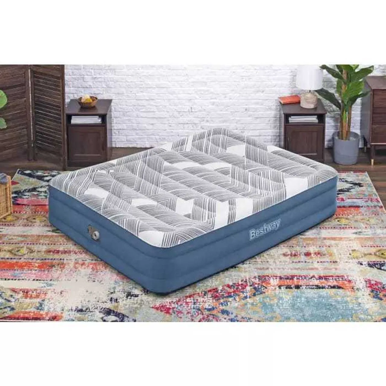 Надувная кровать Bestway 152×203×36 см с электронасосом,6712Y