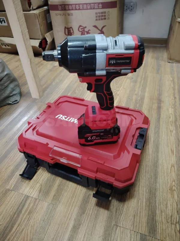 Гайковeрт аккумулятoрный грузовой tаdеmitsu tdм1288