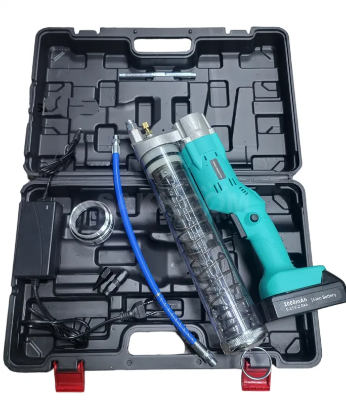 Шприц для смазки аккумуляторный lithium grease GUN +1акб 21v в кейсе.